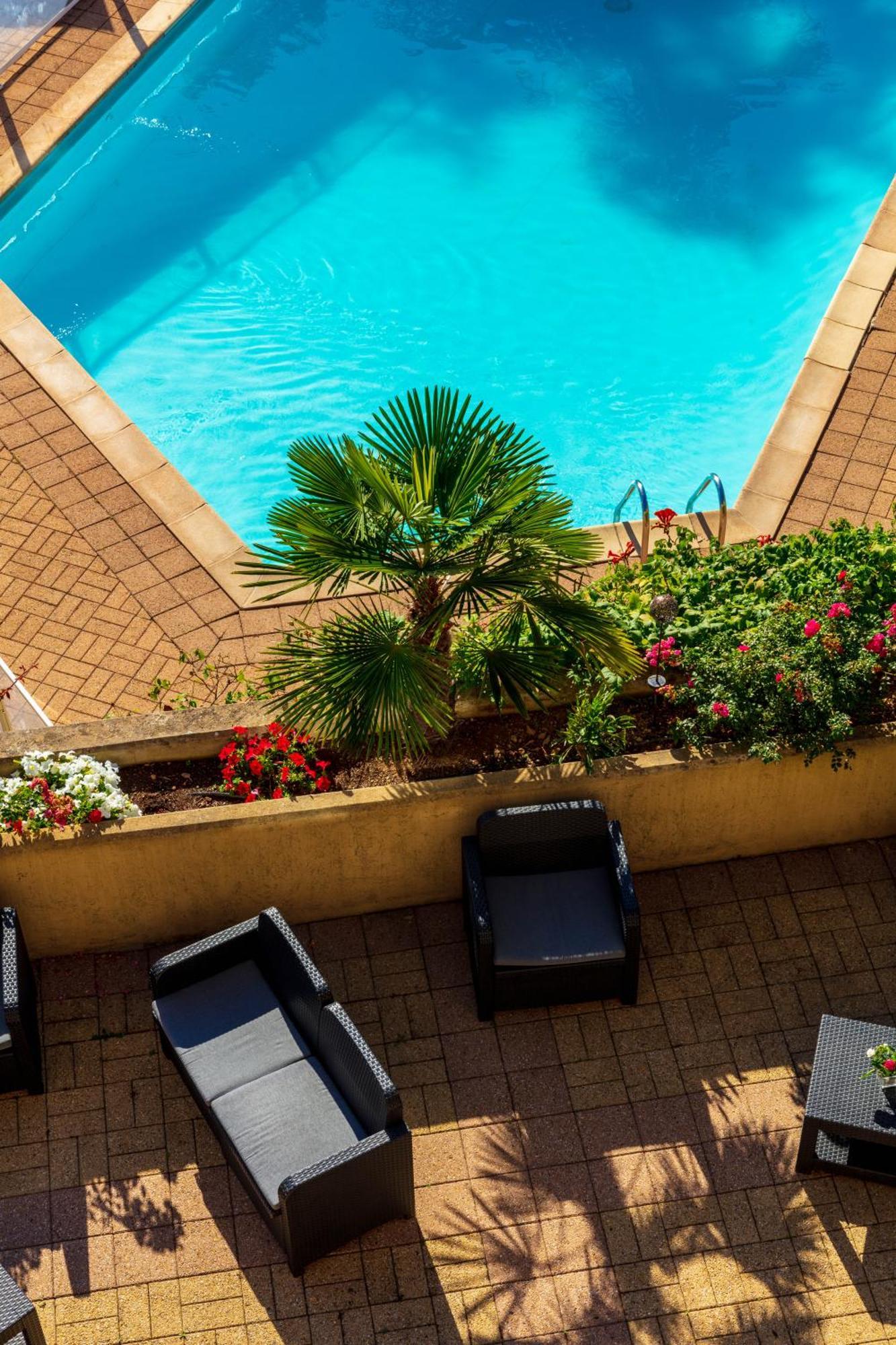 Logis Hotel Noemys Morgon Villié-Morgon 외부 사진