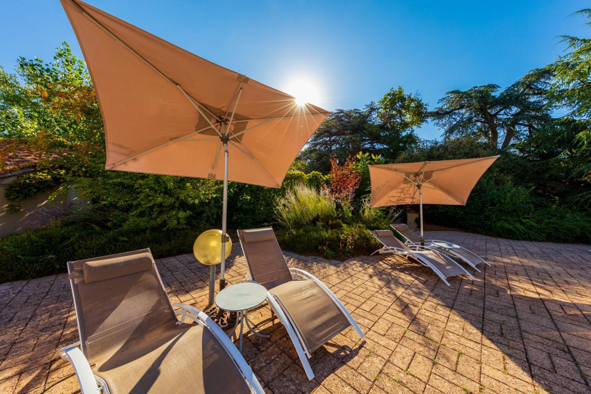 Logis Hotel Noemys Morgon Villié-Morgon 외부 사진